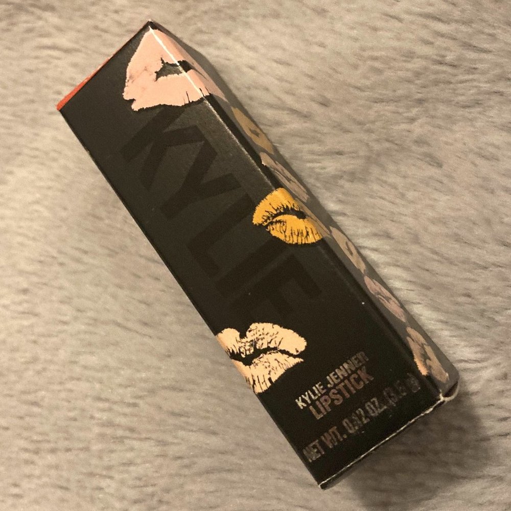 NIB Kylie Matte Lipstick, Shade Miami